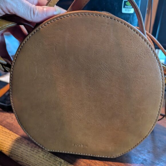 Round Ladies Purse - Picture 2 of 4